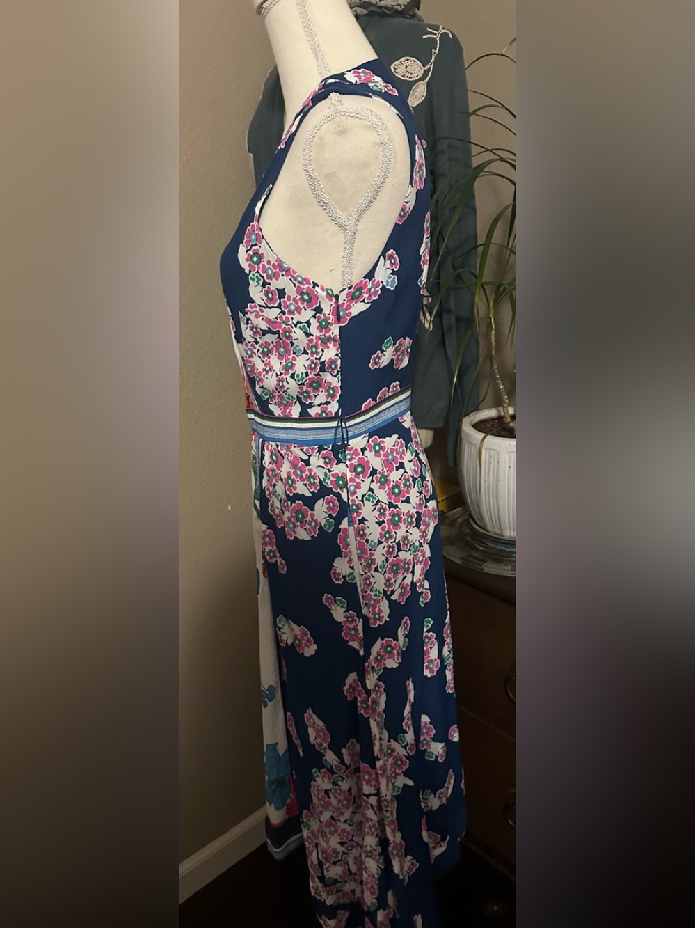 Anthropologie Maeve botanica Asymmetrical Floral Wrap Dress - Picture 6 of 9